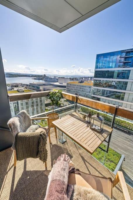 Modern 2Bed Room Sea View Apartment @ Oslo Barcode ภายนอก รูปภาพ