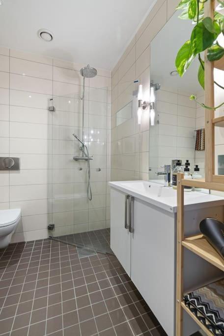 Modern 2Bed Room Sea View Apartment @ Oslo Barcode ภายนอก รูปภาพ
