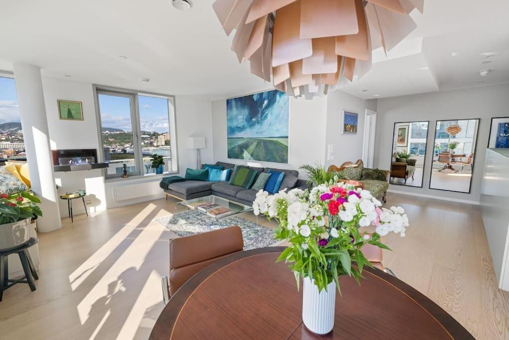 Modern 2Bed Room Sea View Apartment @ Oslo Barcode ภายนอก รูปภาพ